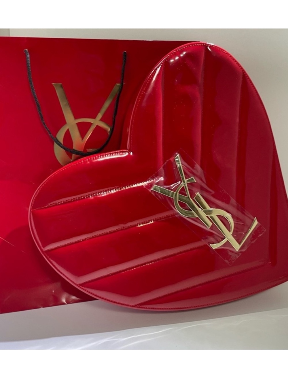 YSL Beauty large size red heart box - Picture 4 of 15